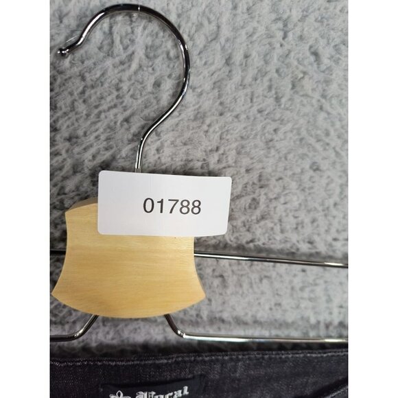 Vocal Jeans Waist 32 Tapered Distressed Jewel Bling Roll Cuff Black Denim - Picture 9 of 9